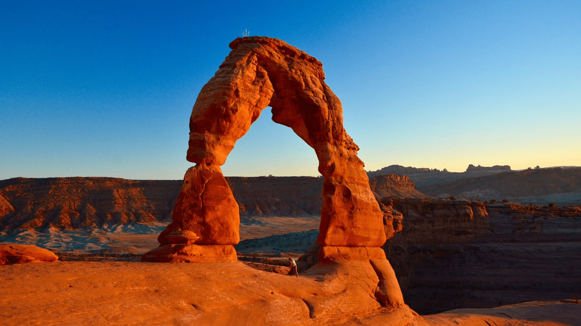 Delicate-Arch-Trail-min
