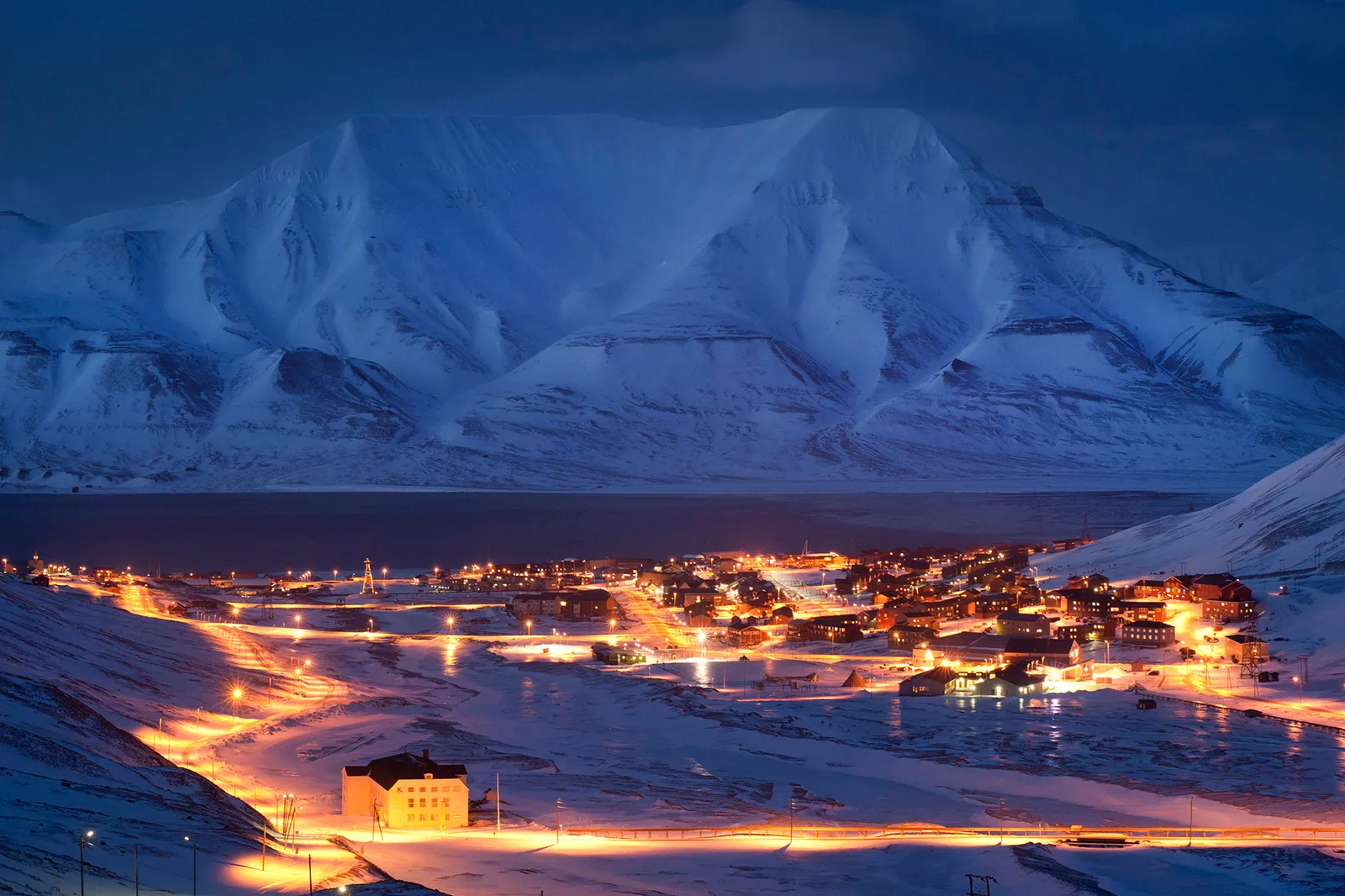 svalbard-islands-norway.png