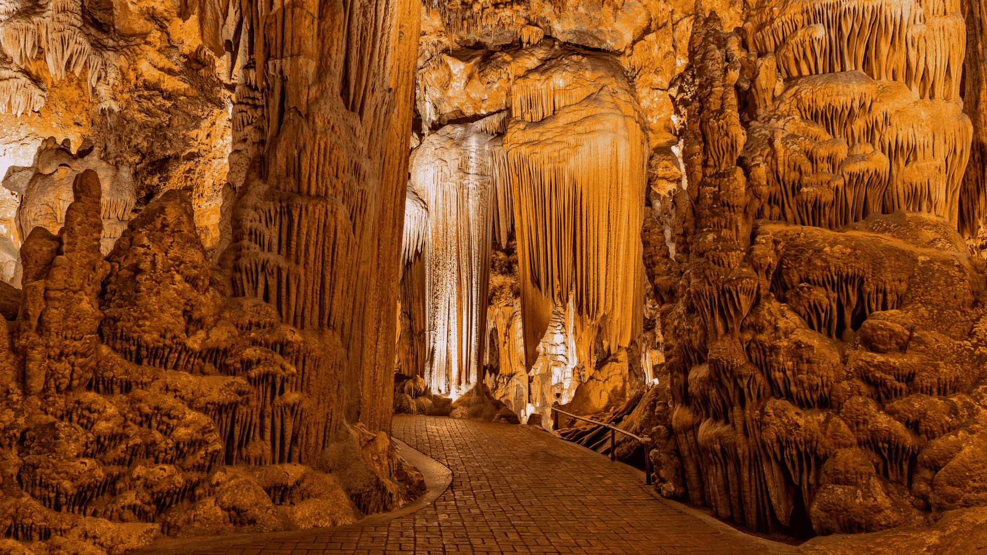 Luray Caverns