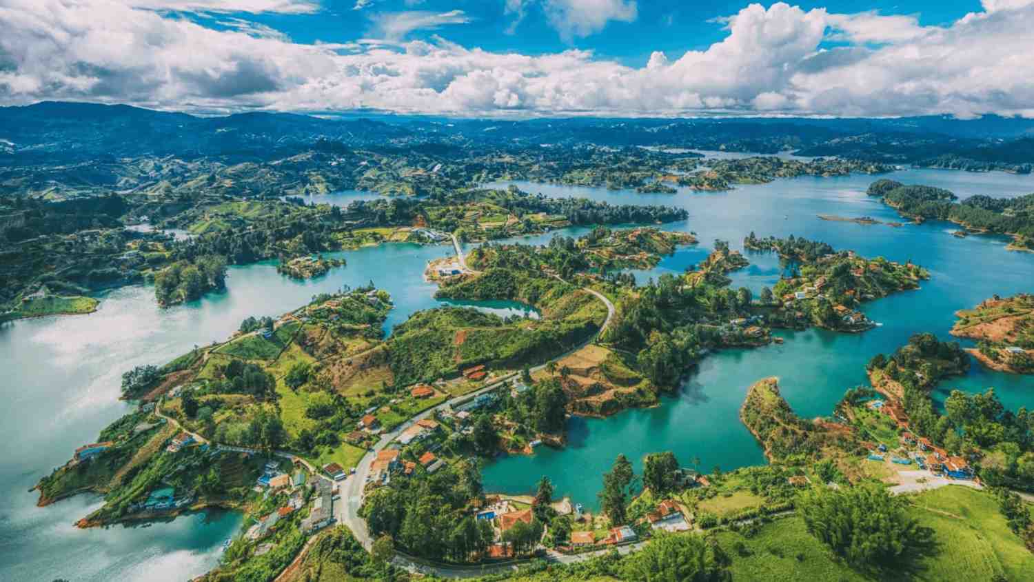 colombia cheap travel